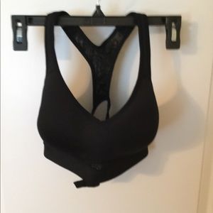 Black padded sports bra